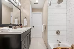 8844 Villanova Ave, Los Angeles, CA 90045 - Photo 15