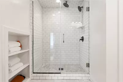 8844 Villanova Avenue, Los Angeles, CA 90045 - Photo 19