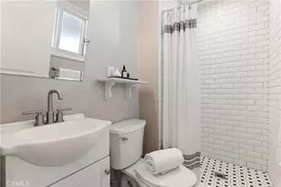 8844 Villanova Ave, Los Angeles, CA 90045 - Photo 21