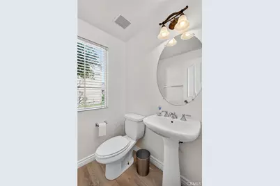 3686 W Scribner, Inglewood, CA 90305 - Photo 17