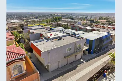 2275 Ohio, Signal Hill, CA 90755 - Photo 31