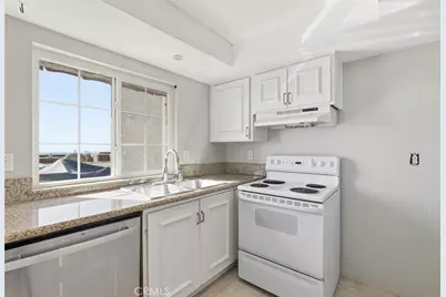 2275 Ohio, Signal Hill, CA 90755 - Photo 9