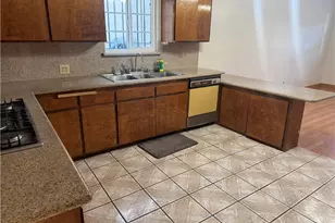 939 941 W 17th, San Pedro, CA 90731 - Photo 5