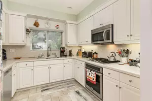 328 Virginia St, El Segundo, CA 90245 - Photo 11