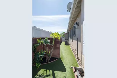 5433 W 134th Place, Hawthorne, CA 90250 - Photo 43