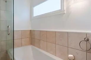 1240 N Olive Dr, West Hollywood, CA 90069 - Photo 19