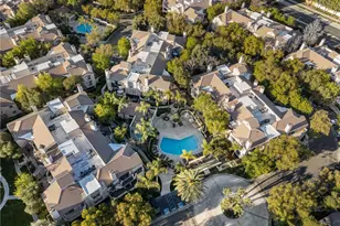 24109 Del Monte Dr., Valencia, CA 91355 - Photo 15