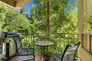 10055 Reevesbury Dr, Beverly Hills, CA 90210 - Photo 11