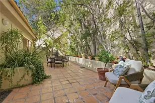 10055 Reevesbury Dr, Beverly Hills, CA 90210 - Photo 31