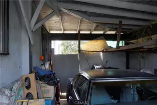 937 E 91st St, Los Angeles, CA 90002 - Photo 21