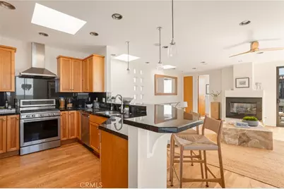 209 41st Street, Manhattan Beach, CA 90266 - Photo 21