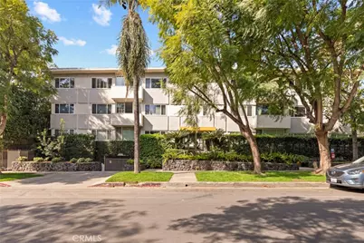 1525 N Hayworth Avenue #204, Los Angeles, CA 90046 - Photo 1
