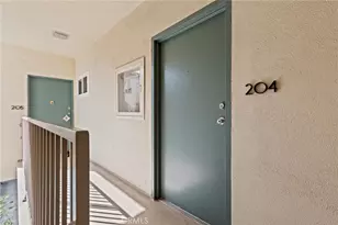 1525 N Hayworth Ave, Los Angeles, CA 90046 - Photo 21