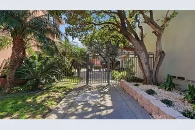 1020 E 2nd Street #10, Long Beach, CA 90802 - Photo 19