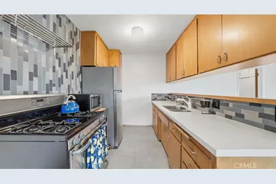 1020 E 2nd Street #10, Long Beach, CA 90802 - Photo 11