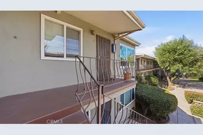 1020 E 2nd Street #10, Long Beach, CA 90802 - Photo 17