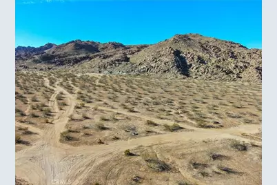 19011 Kensington Street, Apple Valley, CA 92307 - Photo 13