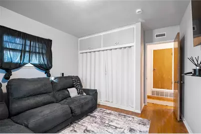 10725 S 8th Avenue, Inglewood, CA 90303 - Photo 21