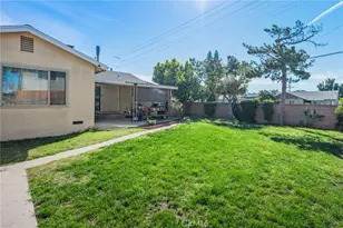 10725 S 8th Ave, Inglewood, CA 90303 - Photo 37