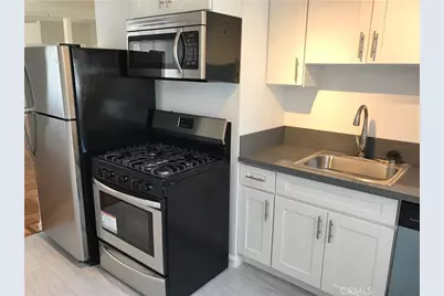 1024 Pico Boulevard, Santa Monica, CA 90405 - Photo 17