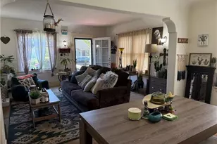 782 W 14th St, San Pedro, CA 90731 - Photo 3