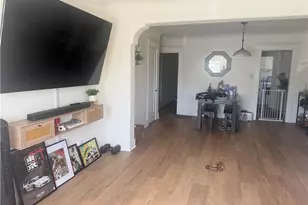 782 W 14th St, San Pedro, CA 90731 - Photo 5