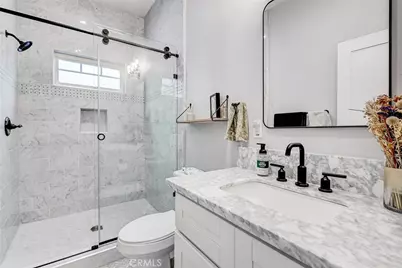 825 Center, El Segundo, CA 90245 - Photo 29
