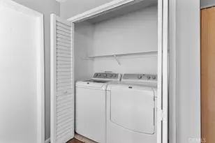 3551 Hillcrest Dr, Los Angeles, CA 90016 - Photo 21