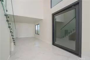 18827 Edleen Dr, Tarzana, CA 91356 - Photo 71