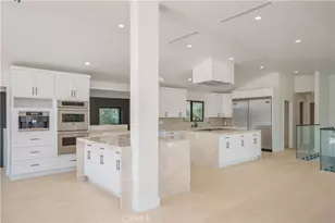 18827 Edleen Dr, Tarzana, CA 91356 - Photo 53