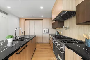 214 El Porto St, Manhattan Beach, CA 90266 - Photo 23