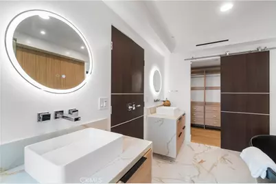 214 El Porto Street, Manhattan Beach, CA 90266 - Photo 35