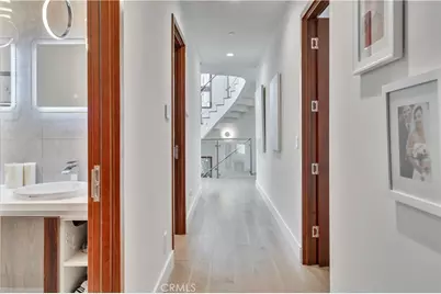 719 1st Place, Hermosa Beach, CA 90254 - Photo 37