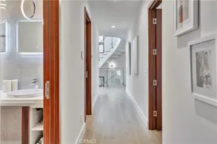 719 1st Pl, Hermosa Beach, CA 90254 - Photo 37