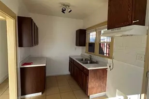 828 Maine, Long Beach, CA 90813 - Photo 31