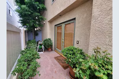 117 S Prospect Ave #A, Redondo Beach, CA 90277 - Photo 5