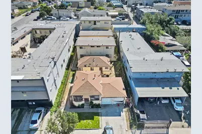 1108 W 117th, Los Angeles, CA 90044 - Photo 9