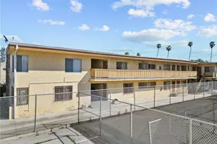 1036 W 95th, Los Angeles, CA 90044 - Photo 3