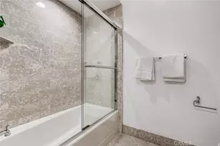 13600 Marina Pointe Dr, Marina del Rey, CA 90292 - Photo 31