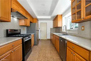 11925 Truro Ave, Hawthorne, CA 90250 - Photo 19