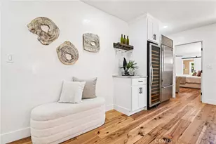 8454 Naylor Ave, Los Angeles, CA 90045 - Photo 21