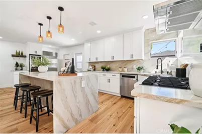 8454 Naylor Avenue, Los Angeles, CA 90045 - Photo 19