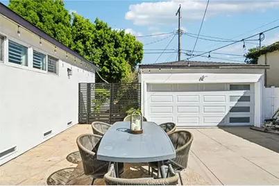 8454 Naylor Avenue, Los Angeles, CA 90045 - Photo 53