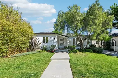 8454 Naylor Avenue, Los Angeles, CA 90045 - Photo 1