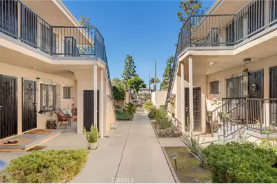 10630 Crenshaw Blvd, Inglewood, CA 90303 - Photo 5