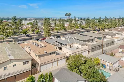 10634 Crenshaw Blvd, Inglewood, CA 90303 - Photo 9