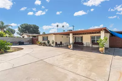 25479 Los Flores Drive, San Bernardino, CA 92404 - Photo 5