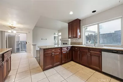 14224 Farralon Court, Fontana, CA 92336 - Photo 13