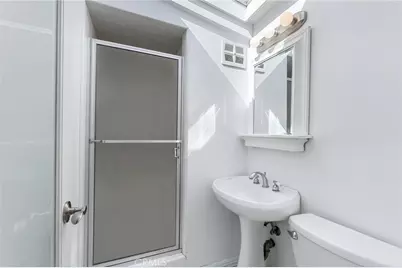 642 14th, Manhattan Beach, CA 90266 - Photo 23