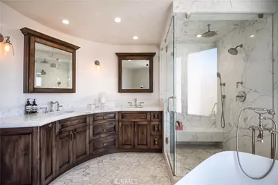 221 30th Street, Manhattan Beach, CA 90266 - Photo 13